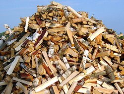 Дрова смешаных пород древесины дешево с доставкой